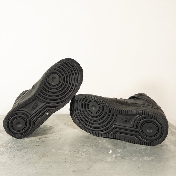 Nike Air Force 1 Mid 2Y Youth Kid's Basketball Sneaker - Picture 4 of 7